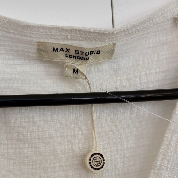 Max Studio Cream Ruched Blouse - Picture 3 of 11